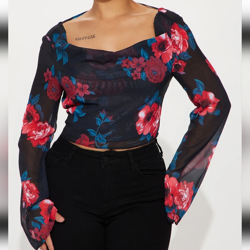 Fashion Nova Laina Floral Blouse Top Black/Red Large